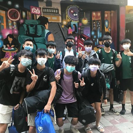 Mydeer Backpacker Tainan Exterior foto