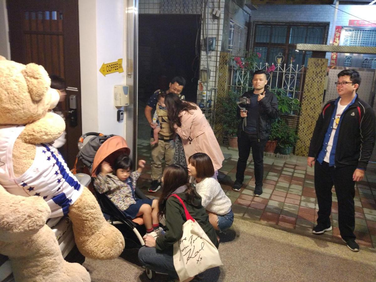 Mydeer Backpacker Tainan Exterior foto